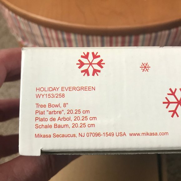 NWT Mikasa Holiday Glass Evergreen Tree 8" Bowl - Picture 8 of 8